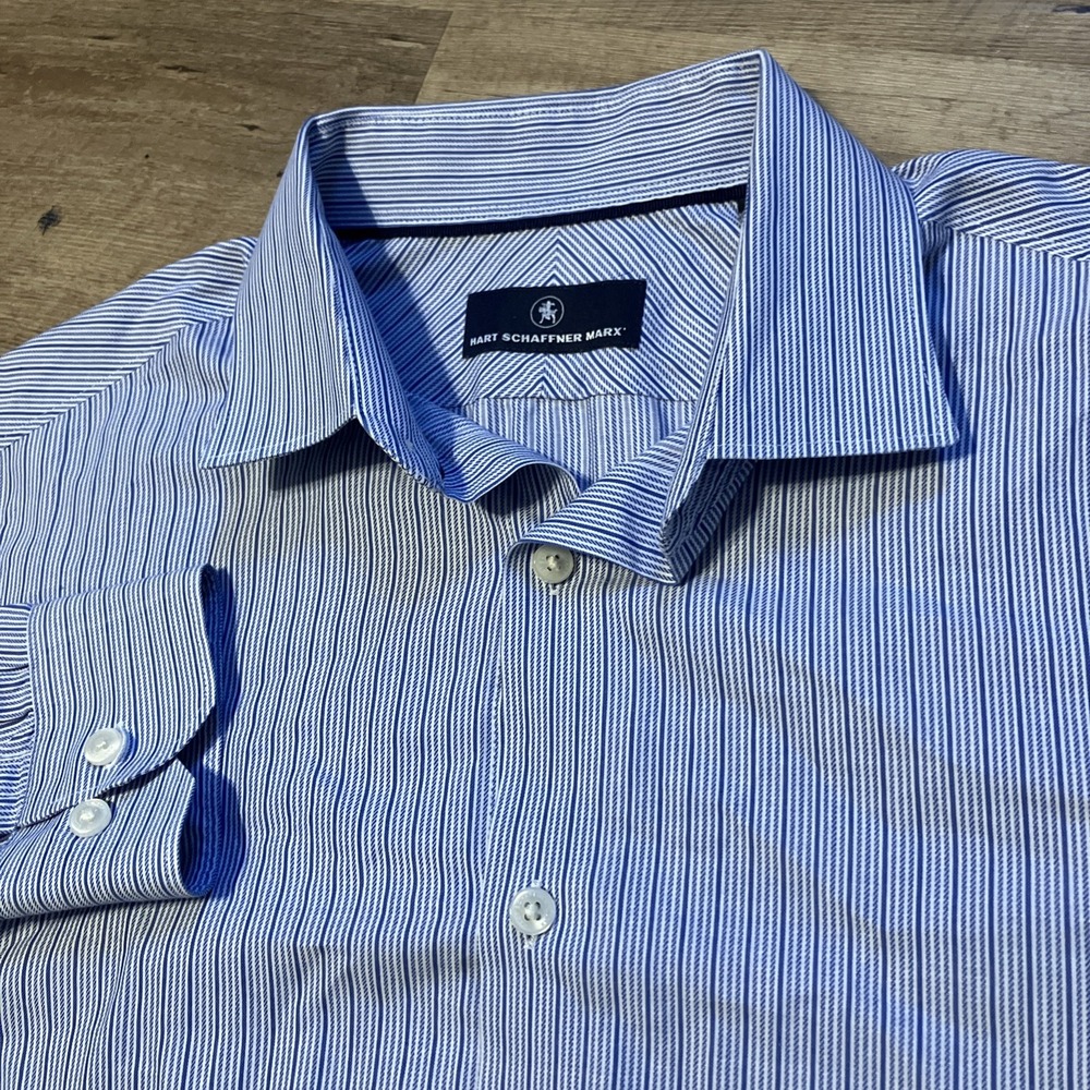Hart Schaffner Marx  Mens Dress Shirt Medium Blue/White‎ Stripe Regular